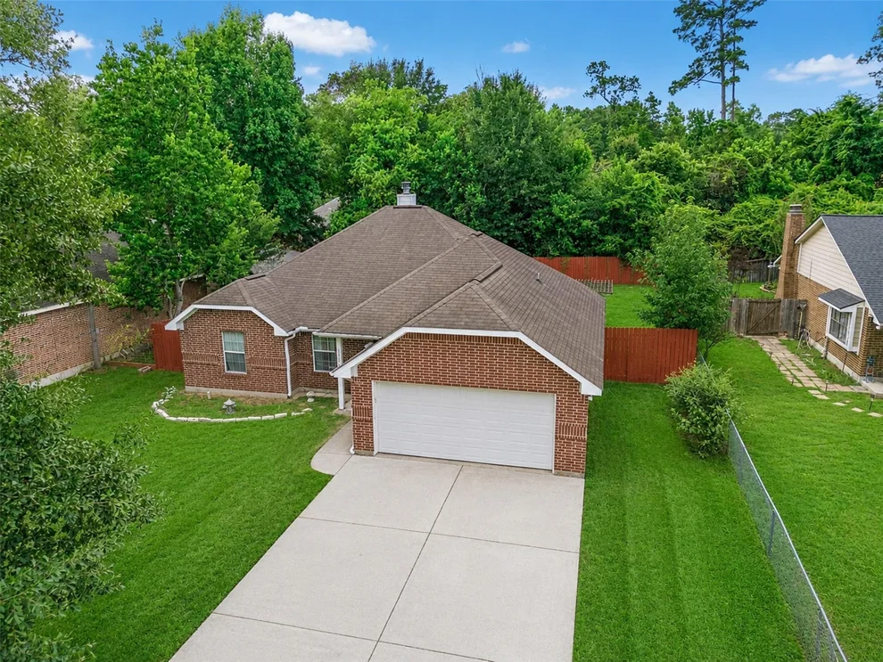 Unit for sale at 1600 Sweetgum Street, Conroe, TX 77385