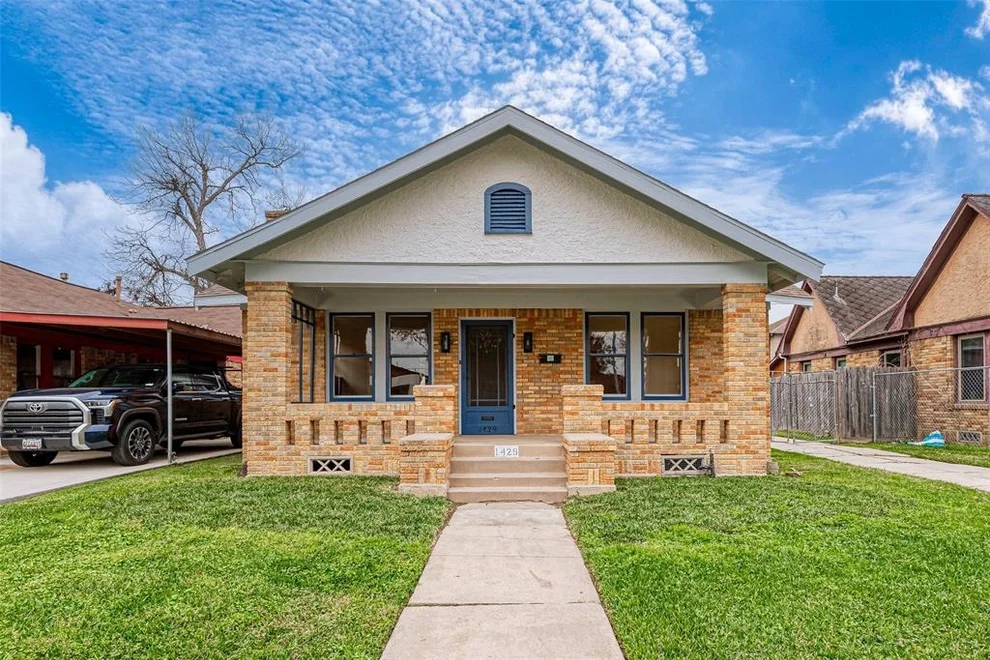 Unit for sale at 1429 Munger Street, Houston, TX 77023
