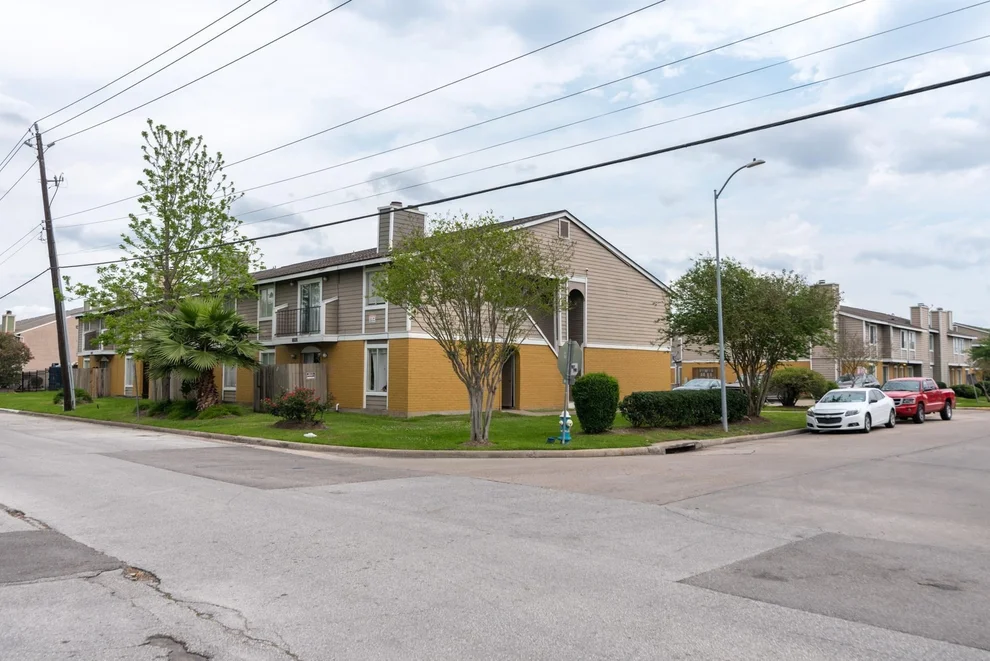 Unit for sale at 12658 Ashford Meadow Drive, Houston, TX 77082