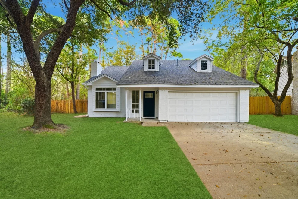 Unit for sale at 26 N Summer Star Court, The Woodlands, TX 77380