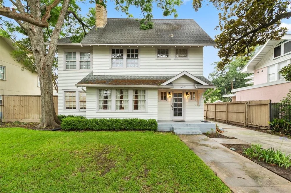 Unit for sale at 609 Sul Ross Street, Houston, TX 77006