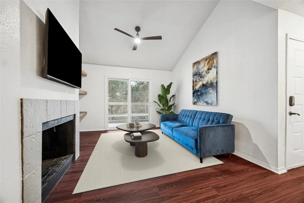 Unit for sale at 1880 White Oak Drive, Houston, TX 77009