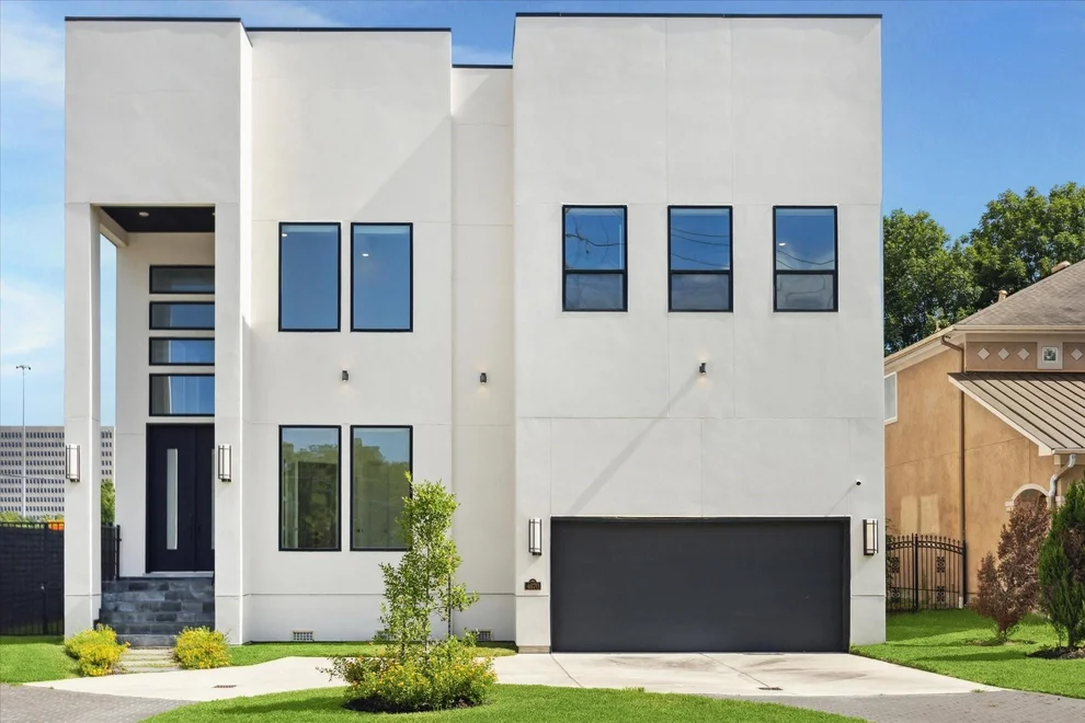 Unit for sale at 4670 Cedar Street, Bellaire, TX 77401