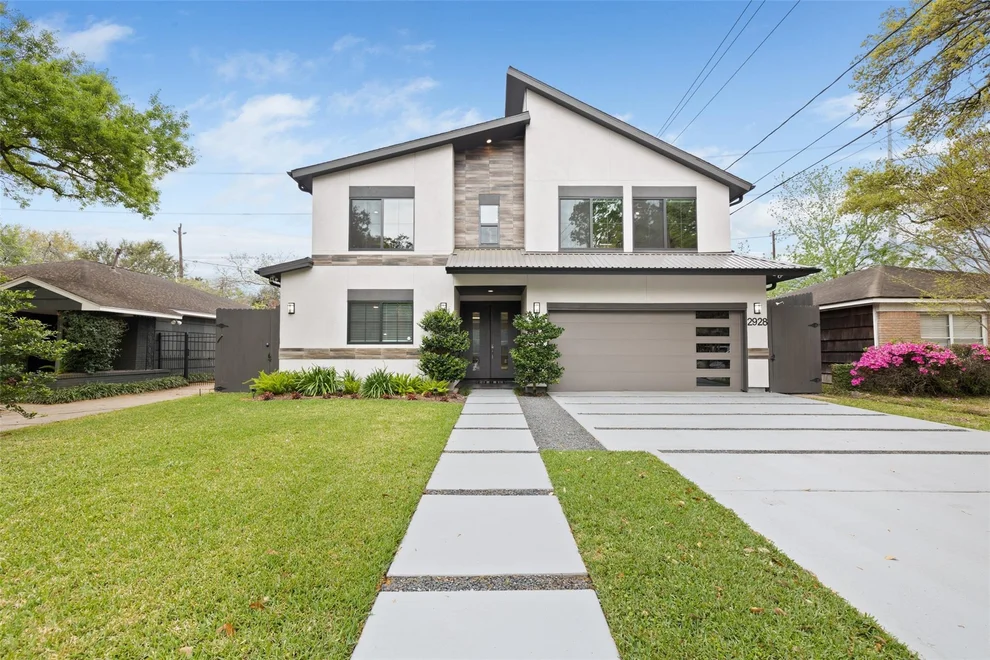 Unit for sale at 2928 Suffolk Drive, Houston, TX 77027