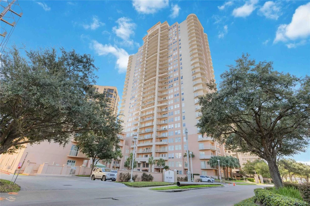 Unit for sale at 3505 Sage Road, Houston, TX 77056
