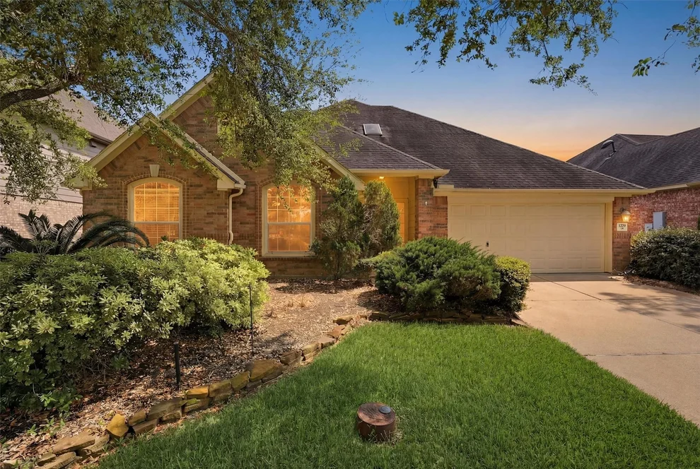 Unit for sale at 1279 Ocean Manor Lane, League City, TX 77573