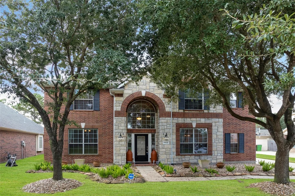 Unit for sale at 15122 Blue Thistle Drive, Cypress, TX 77433