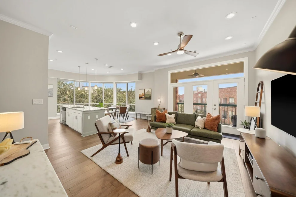 Unit for sale at 300 St Joseph Parkway, Houston, TX 77002