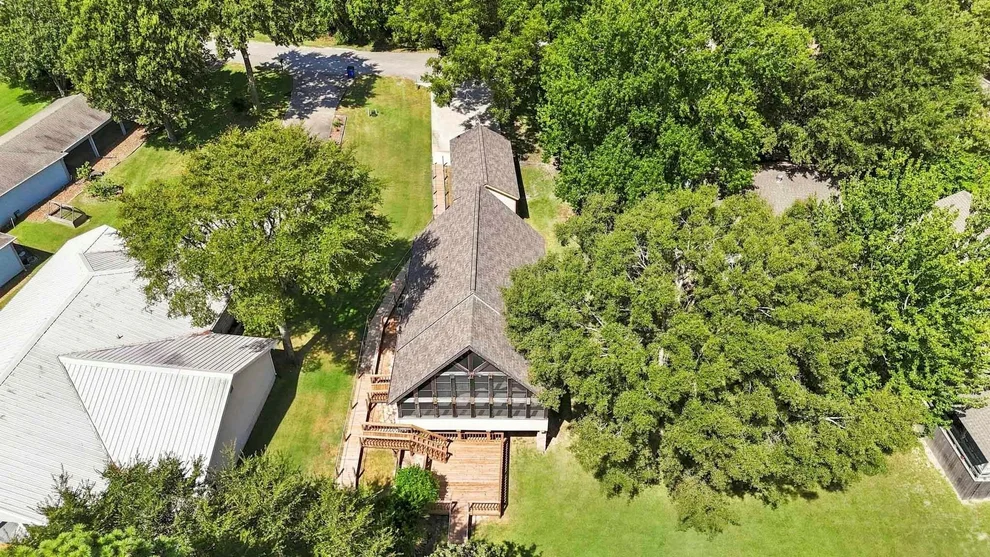 Unit for sale at 199 Lake Drive, Onalaska, TX 77360