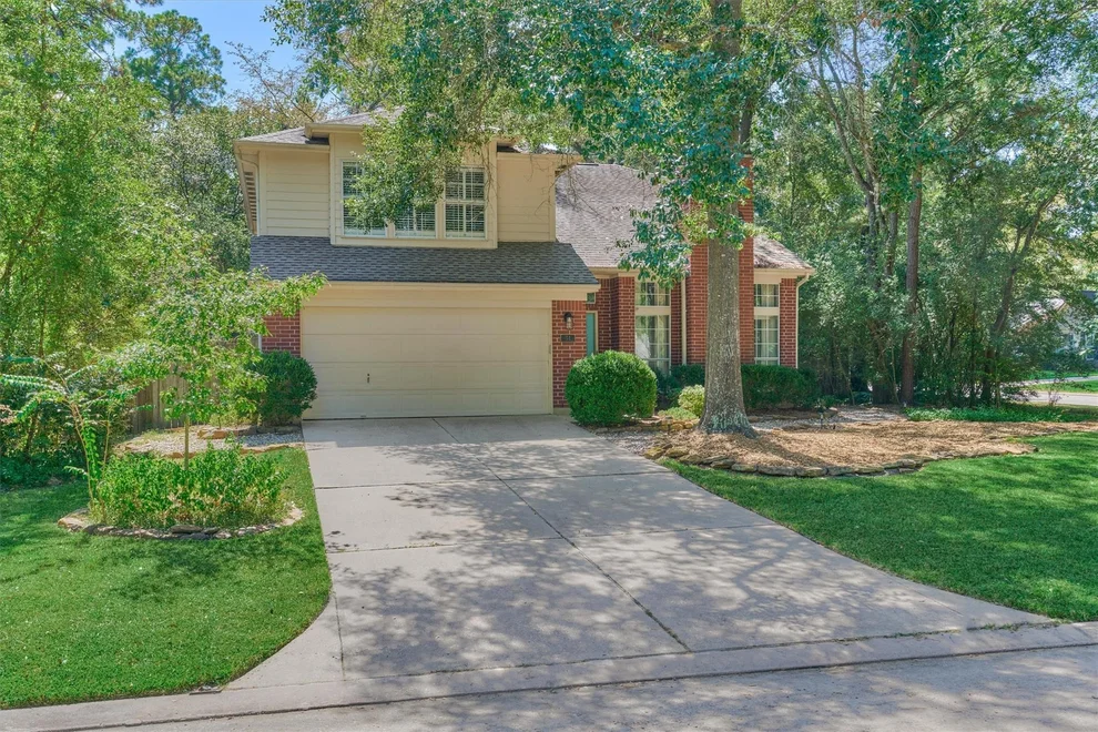 Unit for sale at 31 Grey Birch Place, The Woodlands, TX 77381