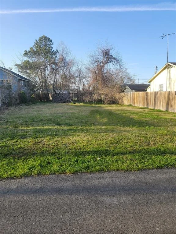 Unit for sale at 504 Miriam Street, Baytown, TX 77520