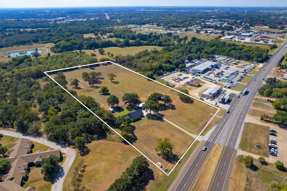 Unit for sale at 974 State Highway 21 E Highway E, Caldwell, TX 77836
