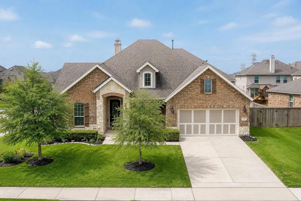 Unit for sale at 13502 Sorghum Drive, Rosharon, TX 77583
