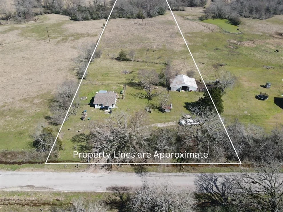 Unit for sale at 1965 Pee Dee Lane, Madisonville, TX 77864