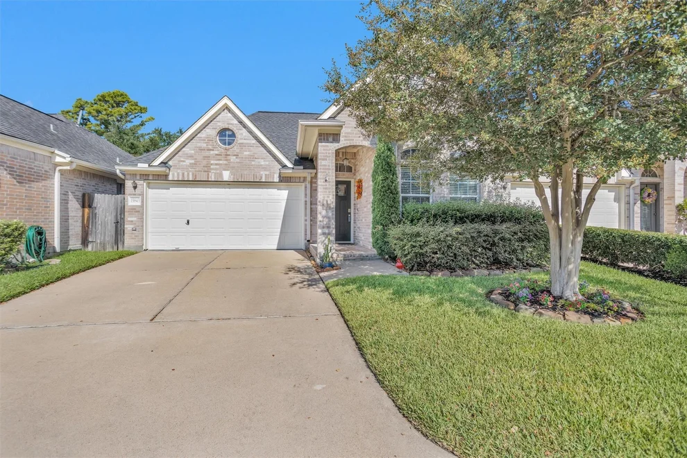Unit for sale at 15843 Collinsville Drive, Tomball, TX 77377