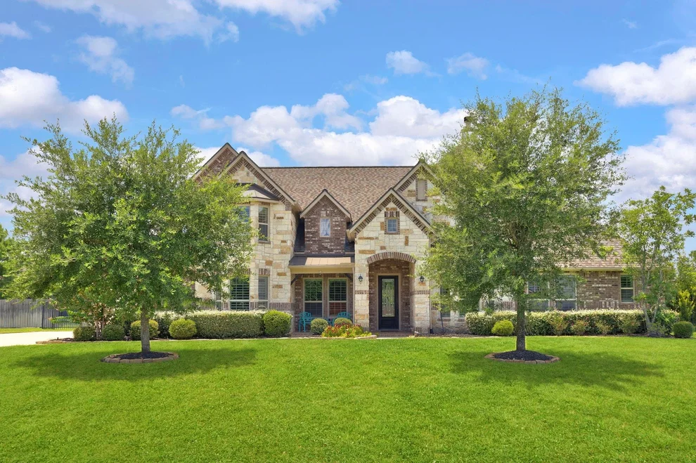Unit for sale at 40607 Remington Lane, Magnolia, TX 77354