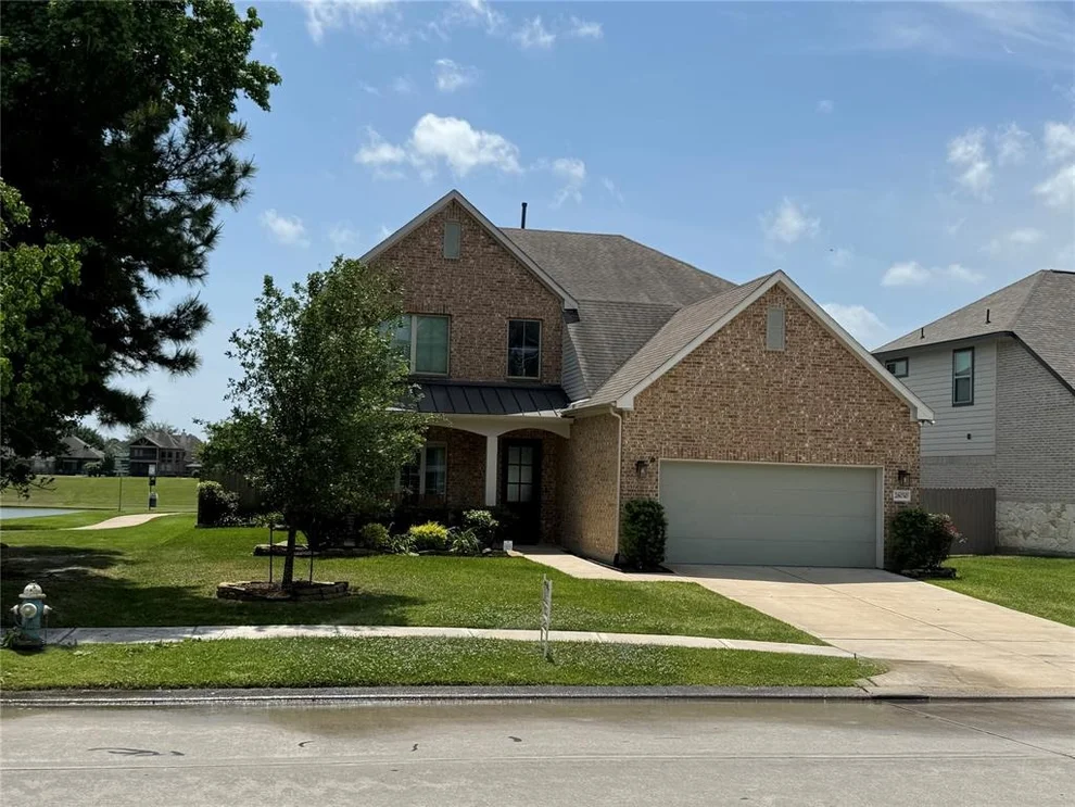 Unit for sale at 26030 N Kings Mill Lane, Kingwood, TX 77339