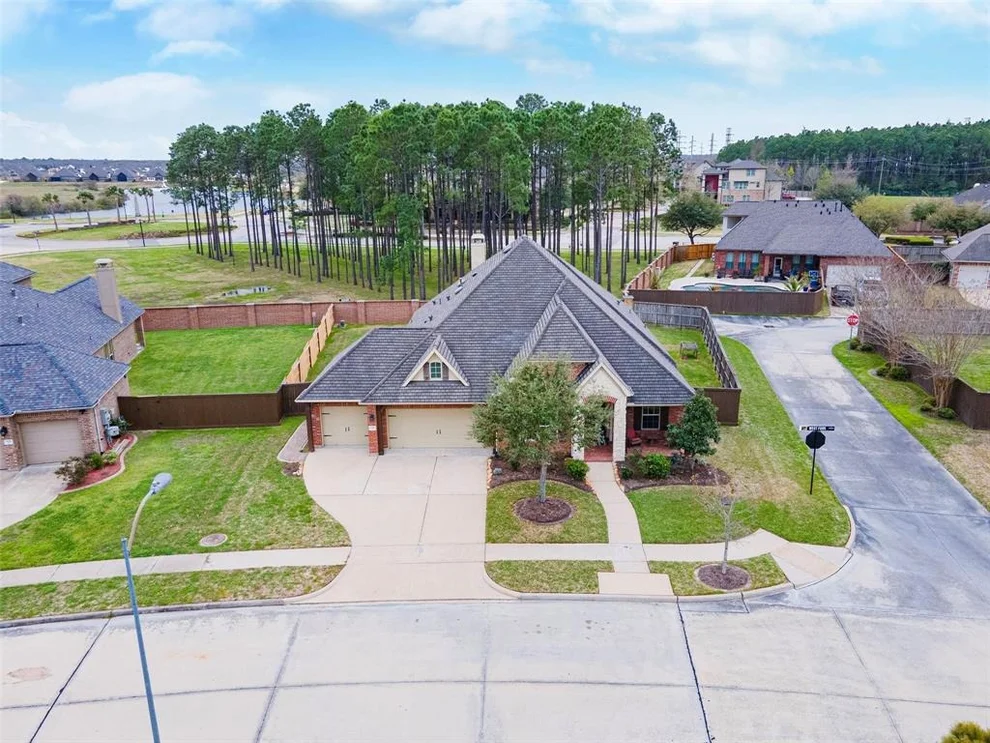 Unit for sale at 630 W Fork, Webster, TX 77598