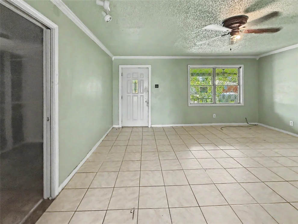 Unit for sale at 3413 Oleander Avenue, Texas City, TX 77590