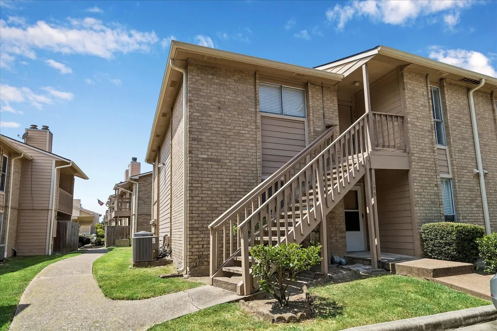Unit for sale at 1505 Ward Road, Baytown, TX 77520
