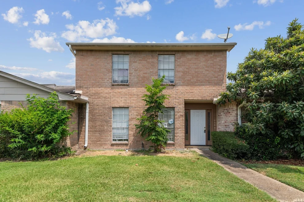 Unit for sale at 6649 Westwick Drive, Houston, TX 77072