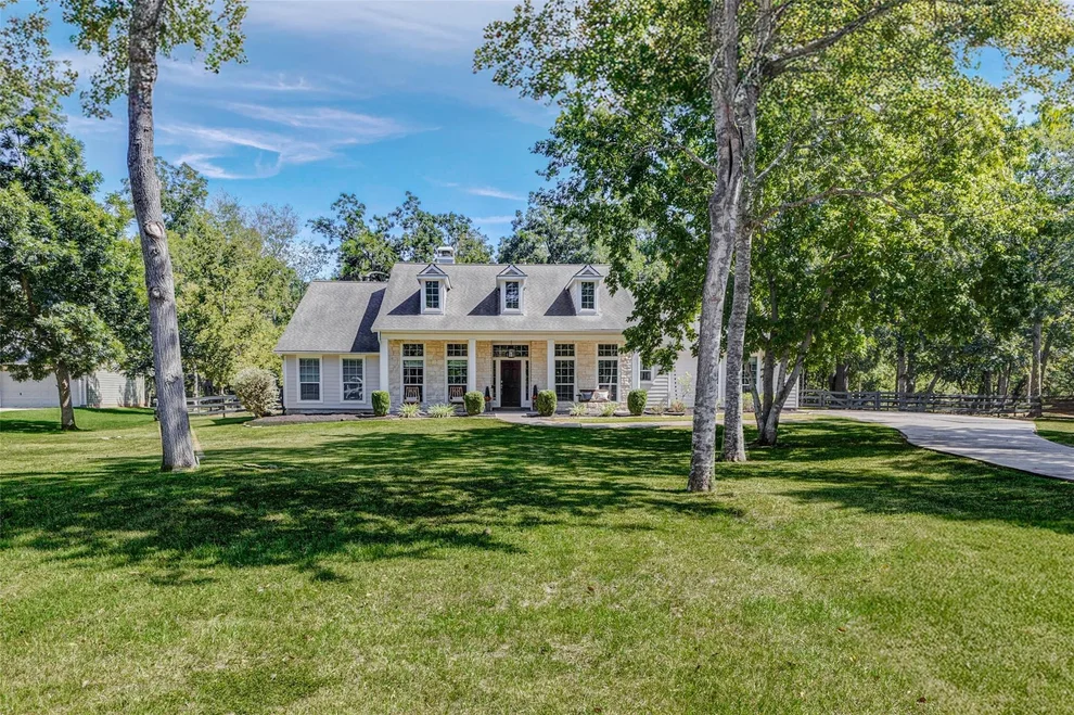 Unit for sale at 5126 Bessies Creek Trace, Fulshear, TX 77441