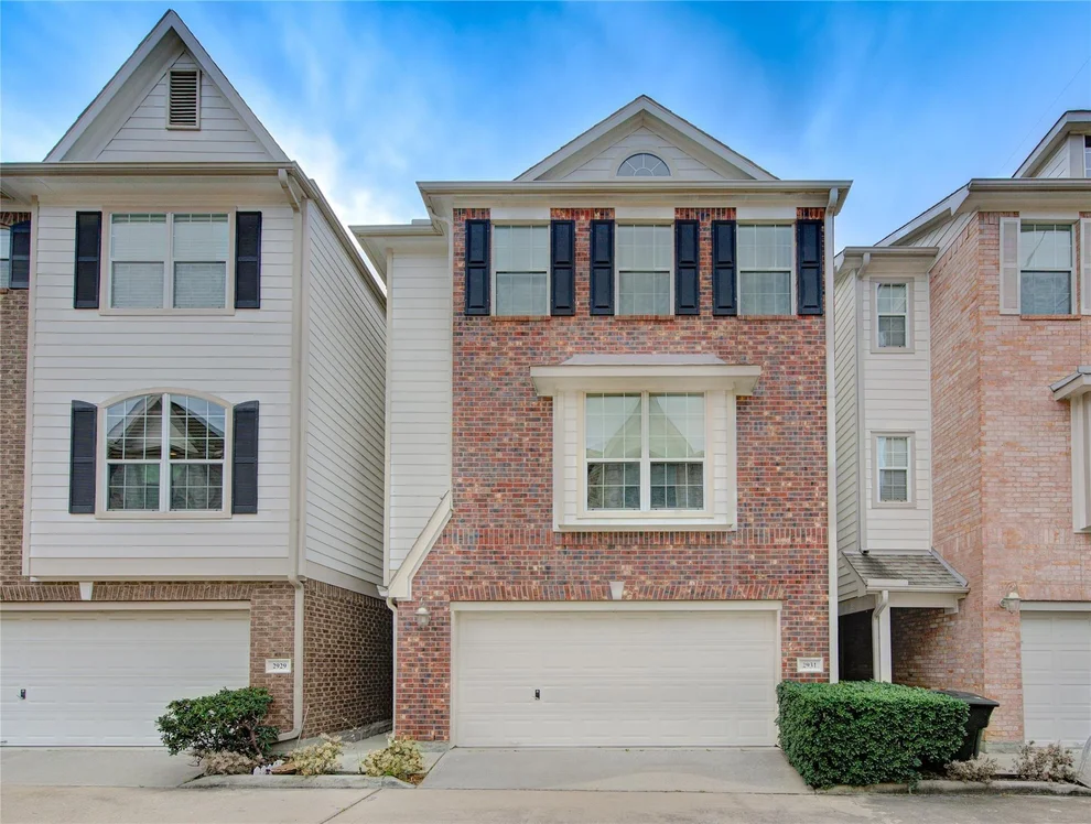 Unit for sale at 2931 Bering Drive, Houston, TX 77057