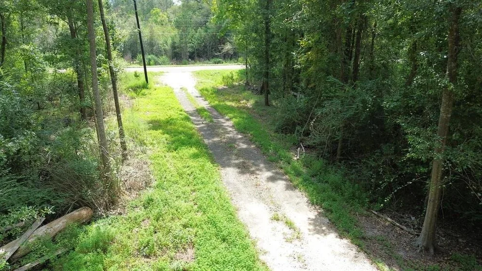 Unit for sale at 4400 Fm 1004, Call, TX 75933