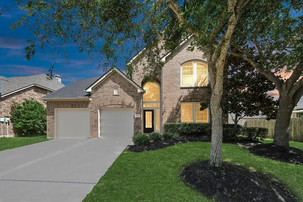 Unit for sale at 4010 Pearl Pass Ln, Sugar Land, TX 77479