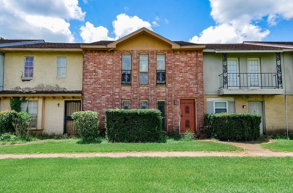 Unit for sale at 7047 Chasewood Drive, Houston, TX 77489