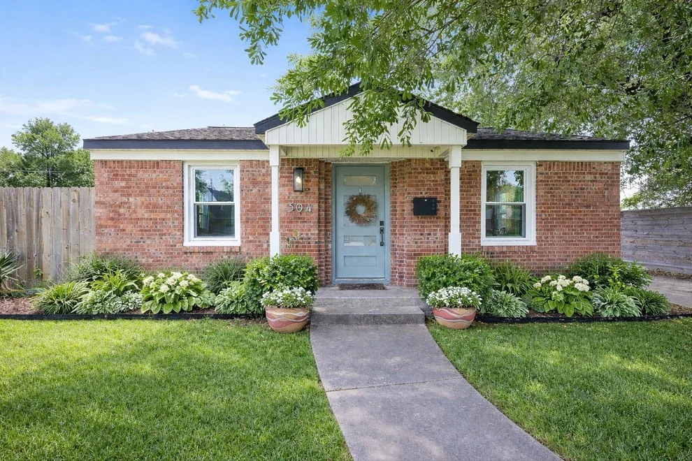 Unit for sale at 304 Woodard Street, Houston, TX 77009