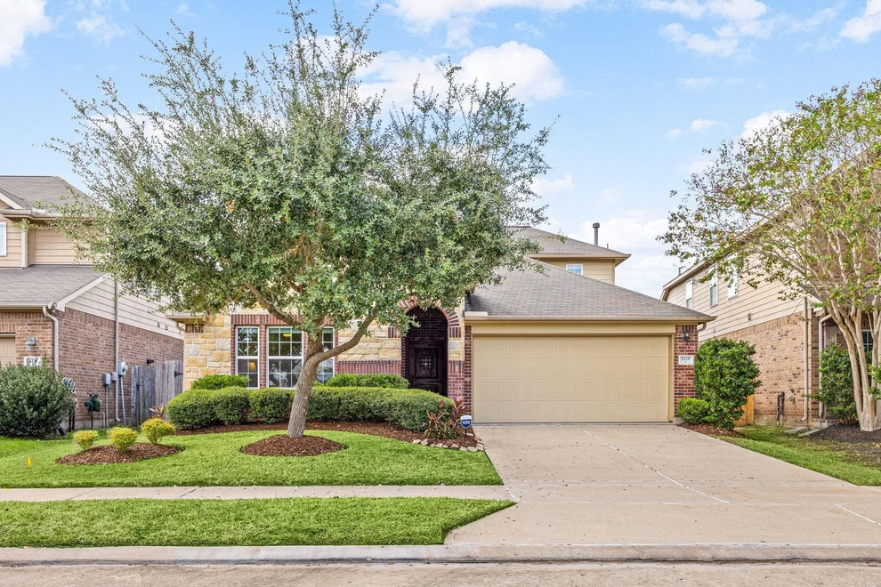 Unit for sale at 6315 Thornton Drive, Missouri City, TX 77459