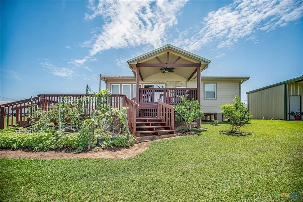 Unit for sale at 40 Sailfish Landing, Port Lavaca, TX 77979