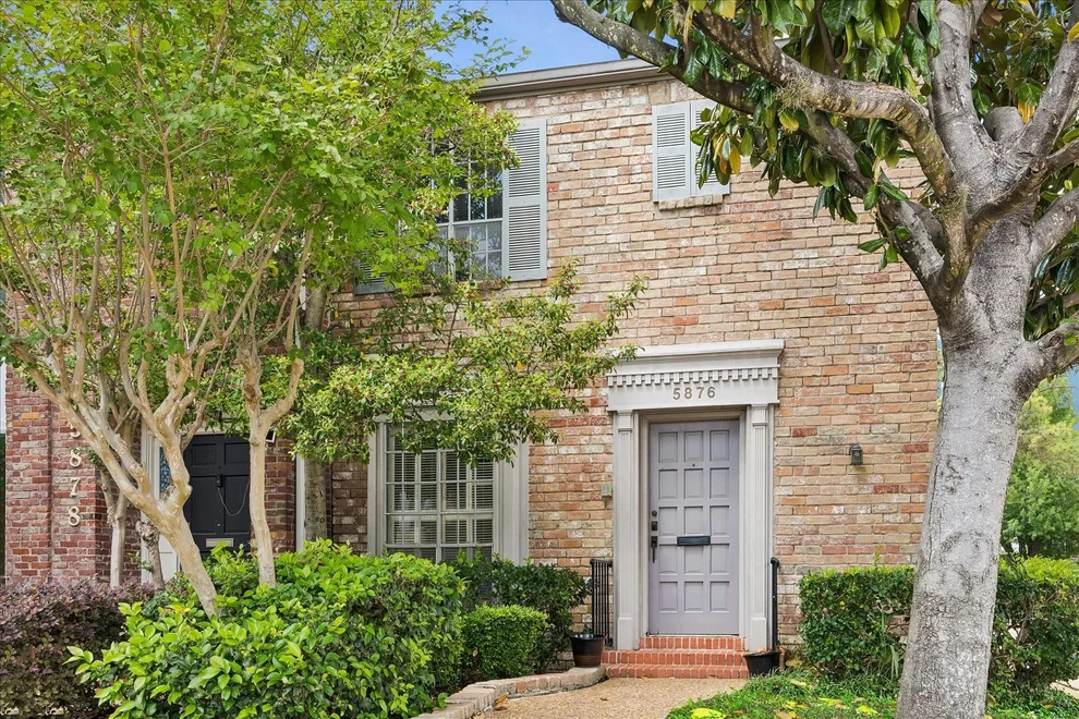 Unit for sale at 5876 Valley Forge Drive, Houston, TX 77057