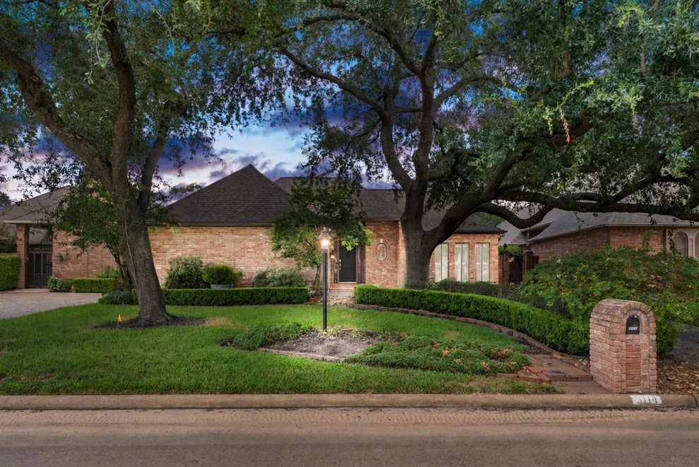 Unit for sale at 5114 Olympia Fields Lane, Houston, TX 77069