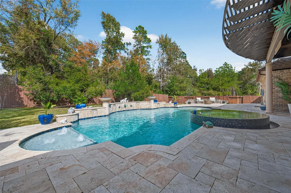 Unit for sale at 2007 Cliff Manor Drive, Conroe, TX 77304