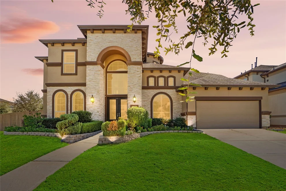 Unit for sale at 6411 Tarrion Bay Lane, Sugar Land, TX 77479