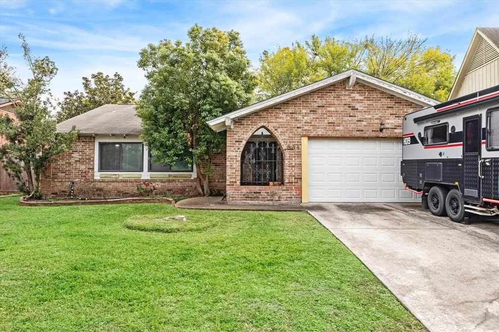 Unit for sale at 834 Ramada Drive, Houston, TX 77062