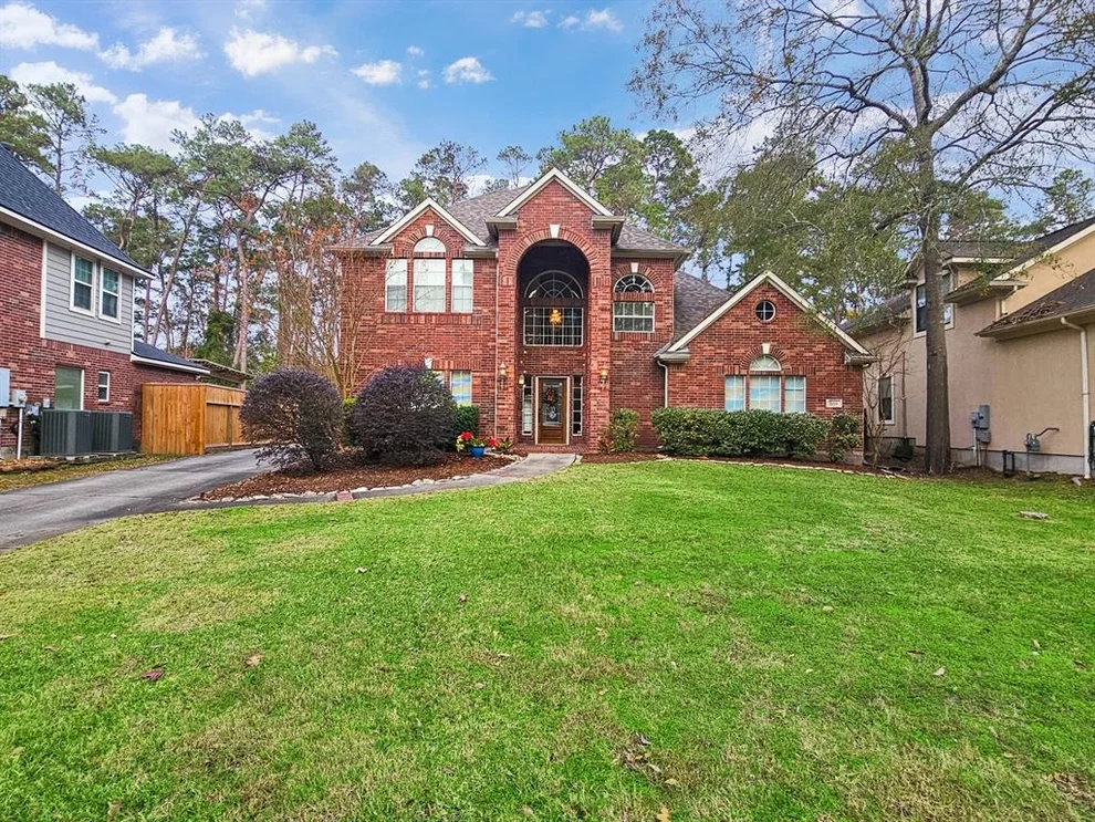 Unit for sale at 2279 Deer Cove Trail, Houston, TX 77339