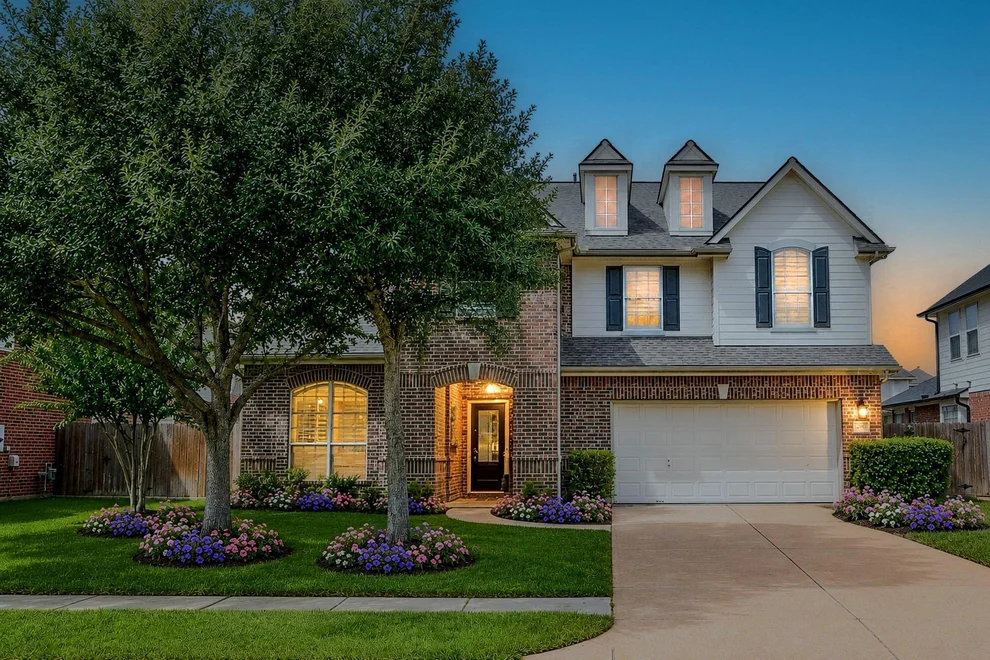 Unit for sale at 12007 Bright Landing Court, Pearland, TX 77584