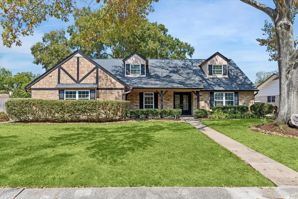 Unit for sale at 1403 Festival Drive, Houston, TX 77062