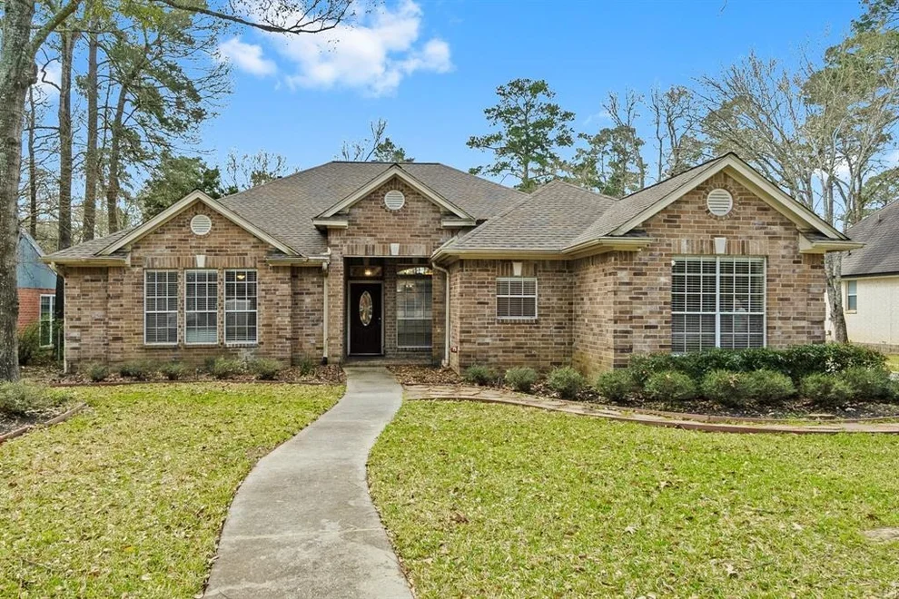 Unit for sale at 123 Park Way, Montgomery, TX 77356