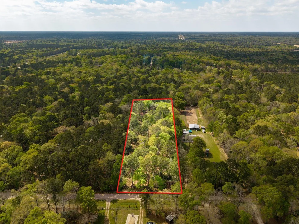 Unit for sale at 65 Ash Place, New Caney, TX 77357