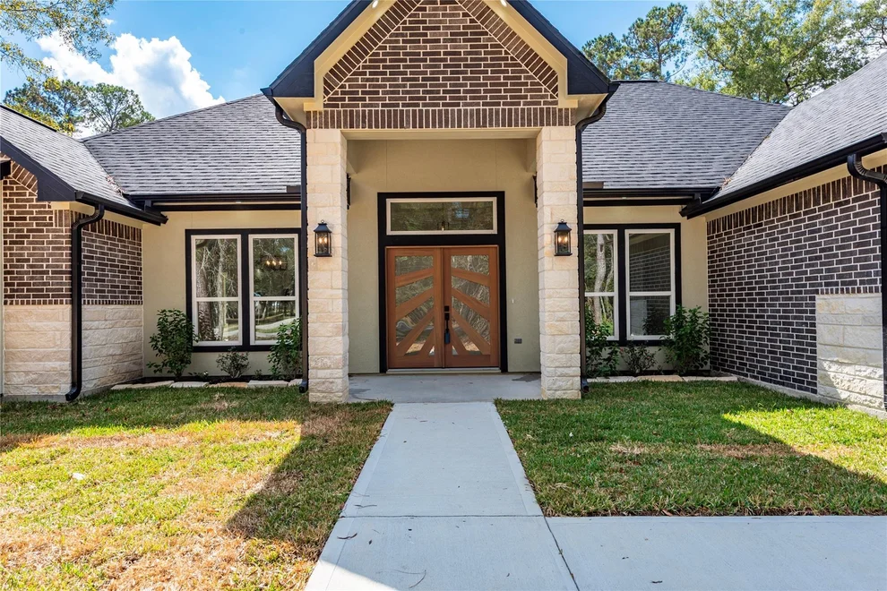 Unit for sale at 1100 County Road 6512, Dayton, TX 77535