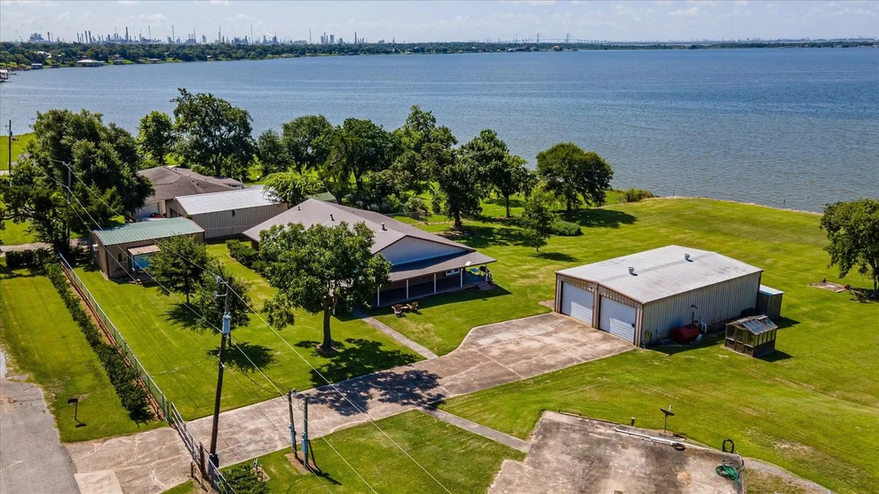 Unit for sale at 1730 Hillcrest Street, Baytown, TX 77520