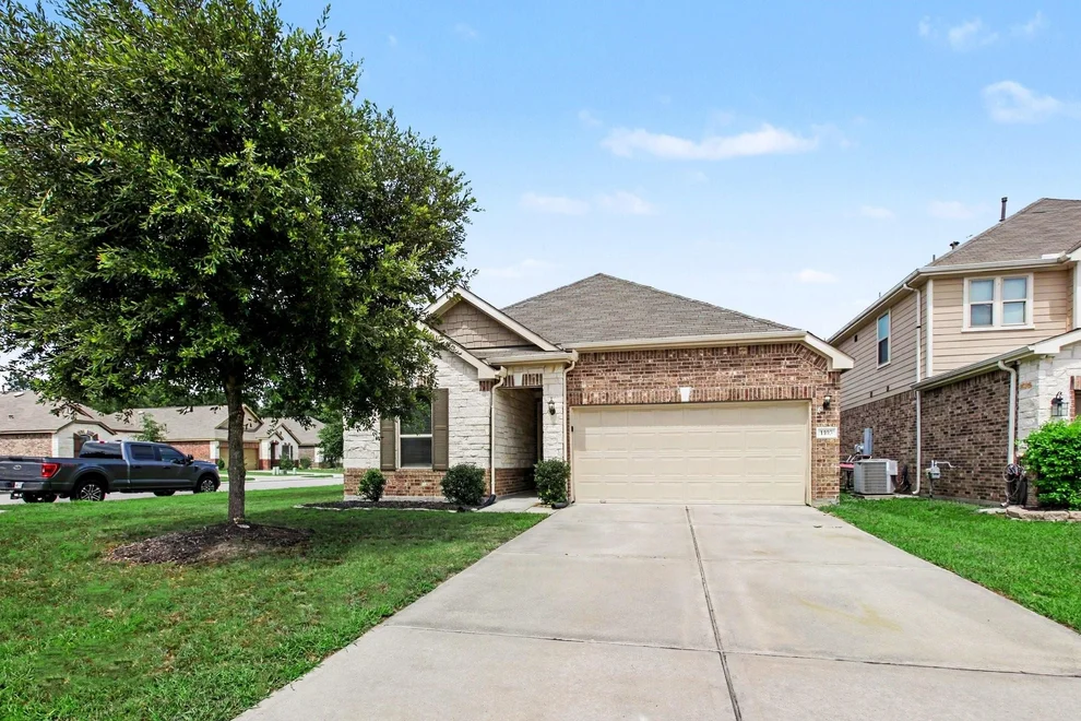 Unit for sale at 1103 Swinford Court, Conroe, TX 77304