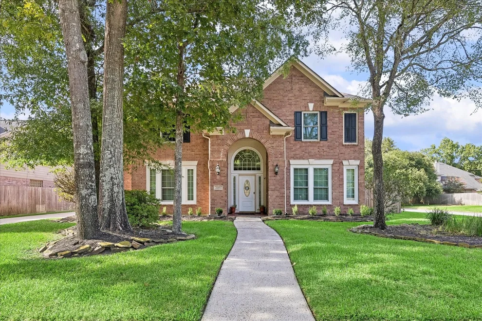Unit for sale at 2202 Riverway Oak Drive, Kingwood, TX 77345