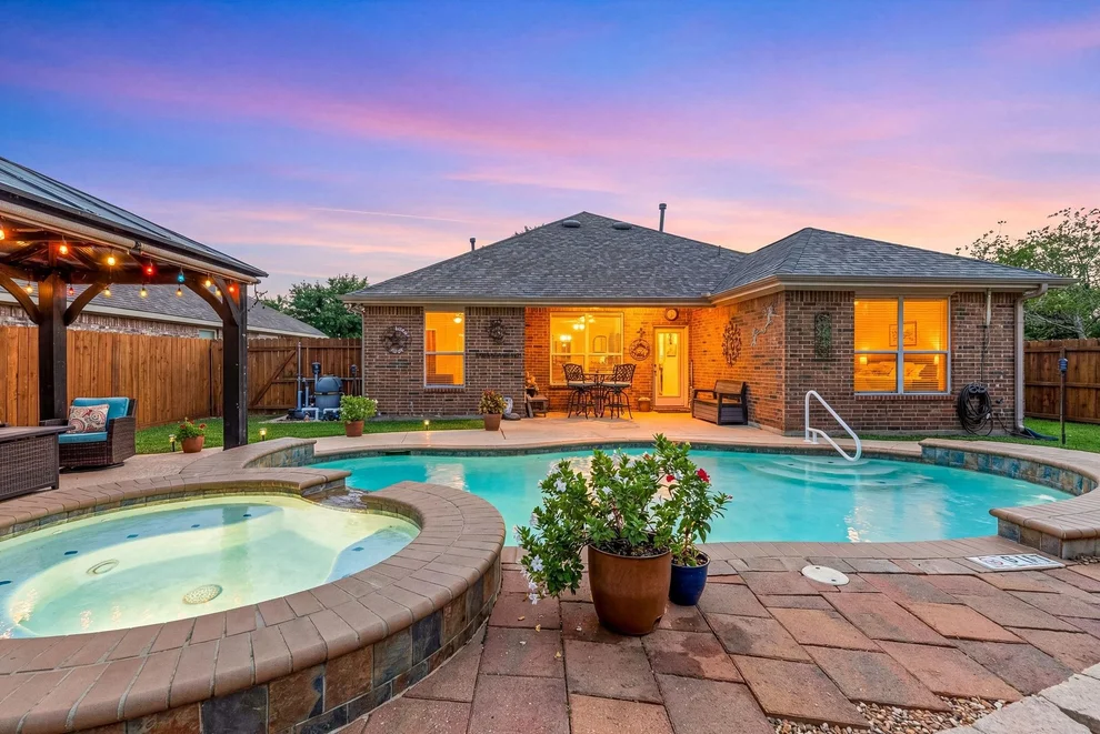 Unit for sale at 2526 Winged Dove Drive, League City, TX 77573