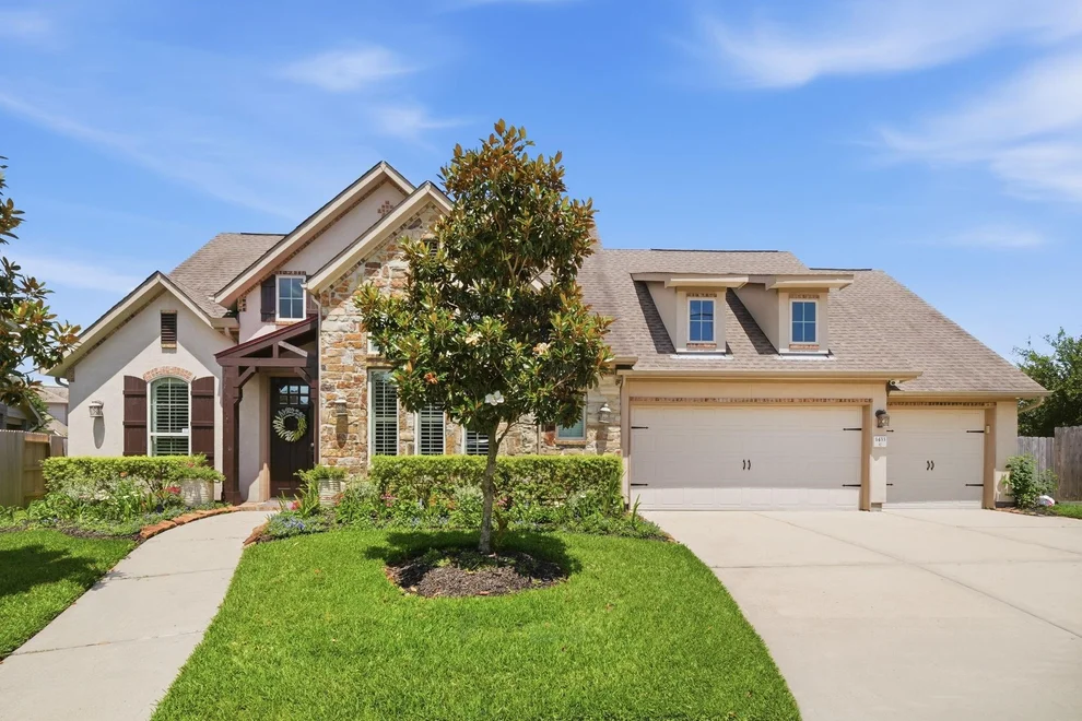 Unit for sale at 1433 Hicks Field Lane, League City, TX 77573