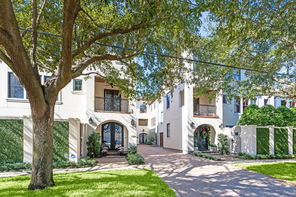 Unit for sale at 1720 Elmen Street, Houston, TX 77019